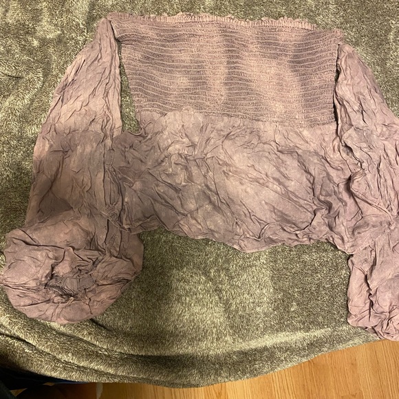 American eagle off the shoulder
